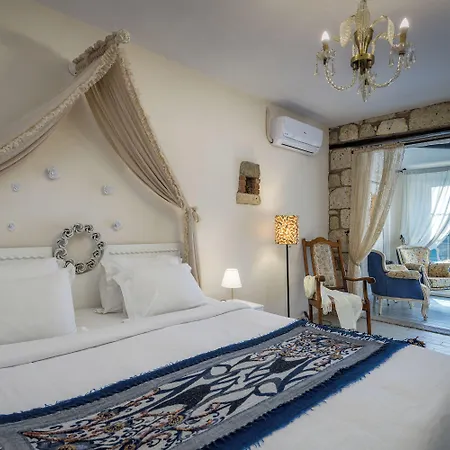 Sultan Butik ℳℛ Luxury Concept Гостевой дом Алачати